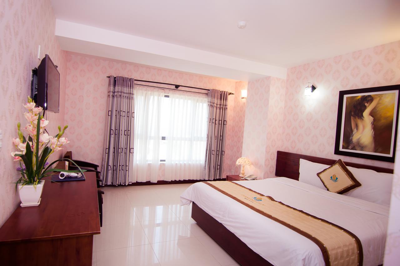 Luna Diamond Hotel Da Nang Exterior photo